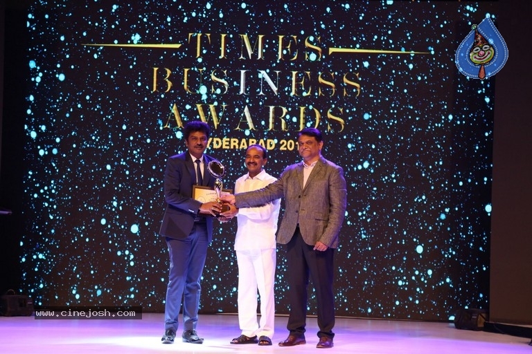 Suchirindia Group Ceo Lion Kiron Received Times Business Award 2018 - 7 / 18 photos