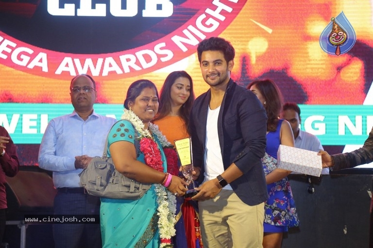 Suchirindia Real Riders Club Awards - 3 / 21 photos