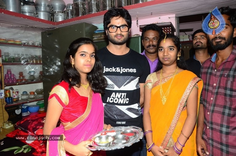 Sudheer Babu Fans Meet at Srikakulam - 8 / 40 photos