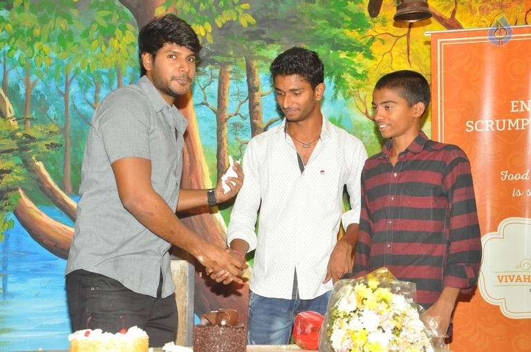 Sundeep Kishan Birthday Celebrations 2017 - 2 / 35 photos
