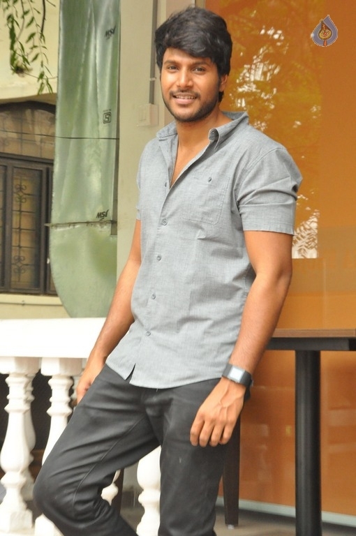 Sundeep Kishan Birthday Celebrations 2017 - 33 / 35 photos