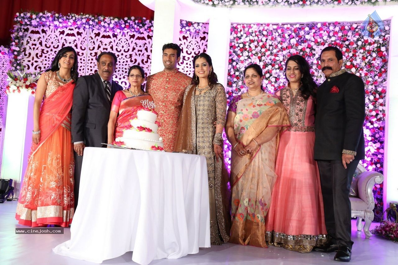 Sunil and Leela Wedding Reception - 87 / 96 photos