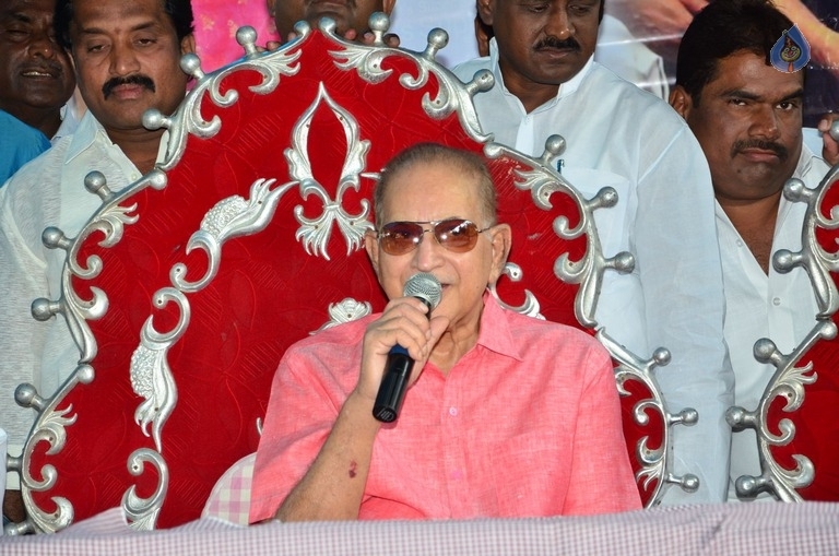 Super Star at 75 Book Release Photos - 22 / 42 photos