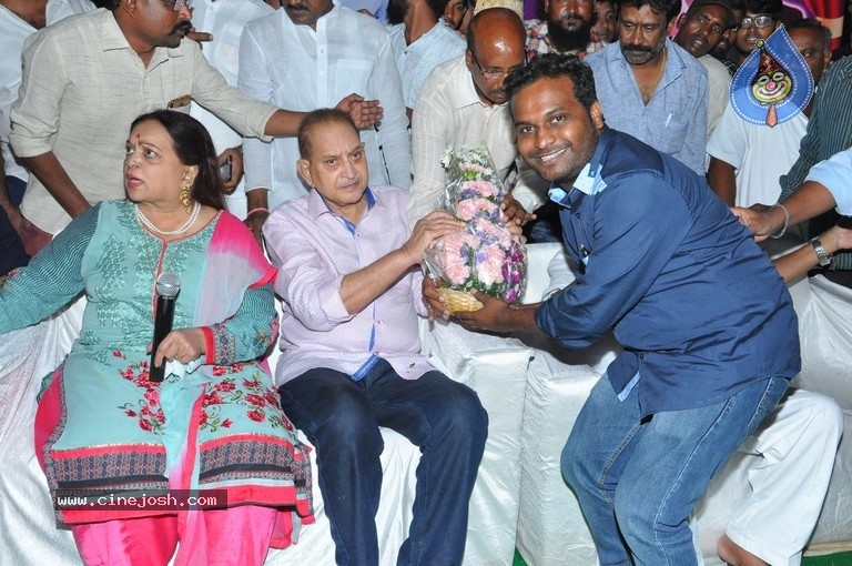 Super Star Krishna Birthday Celebrations - 8 / 42 photos