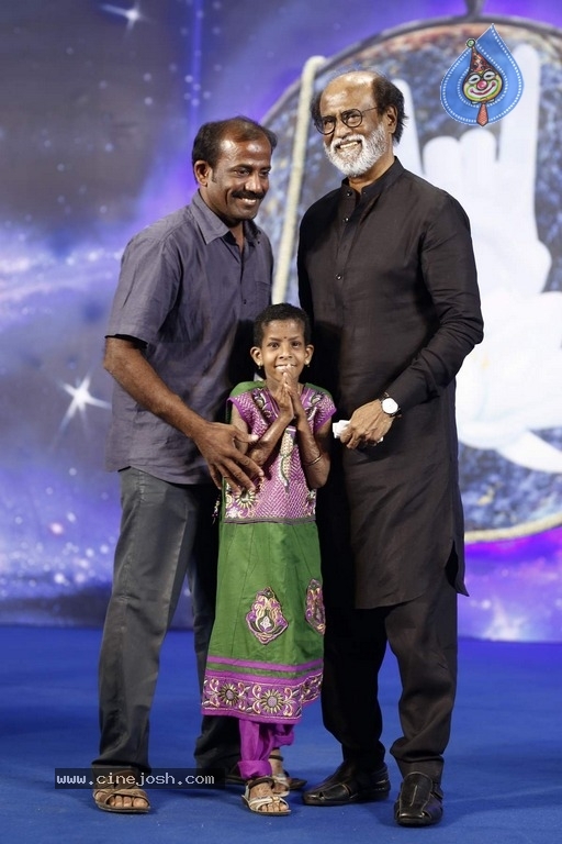 Superstar Rajinikanth Fans Meet Photos - 4 / 15 photos