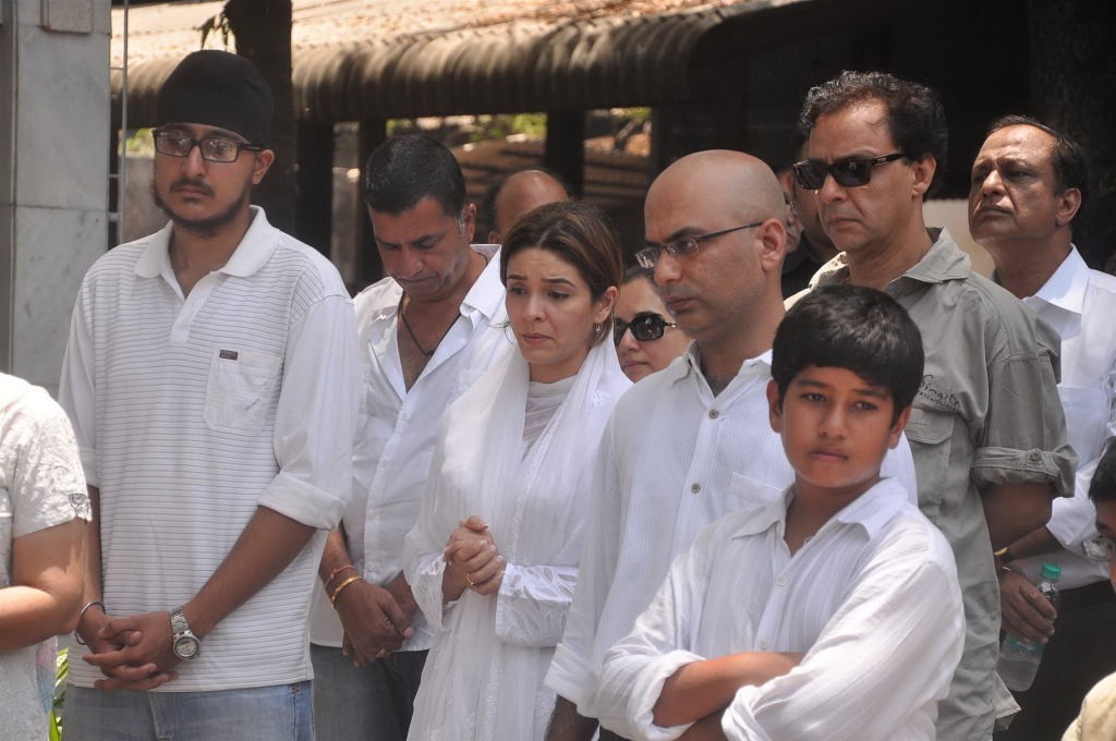 Suresh Hirani Anthima Yatra - 22 / 32 photos