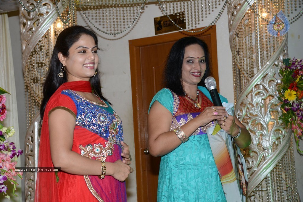 Suresh Kondeti Daughter Mature Function - 2 / 59 photos