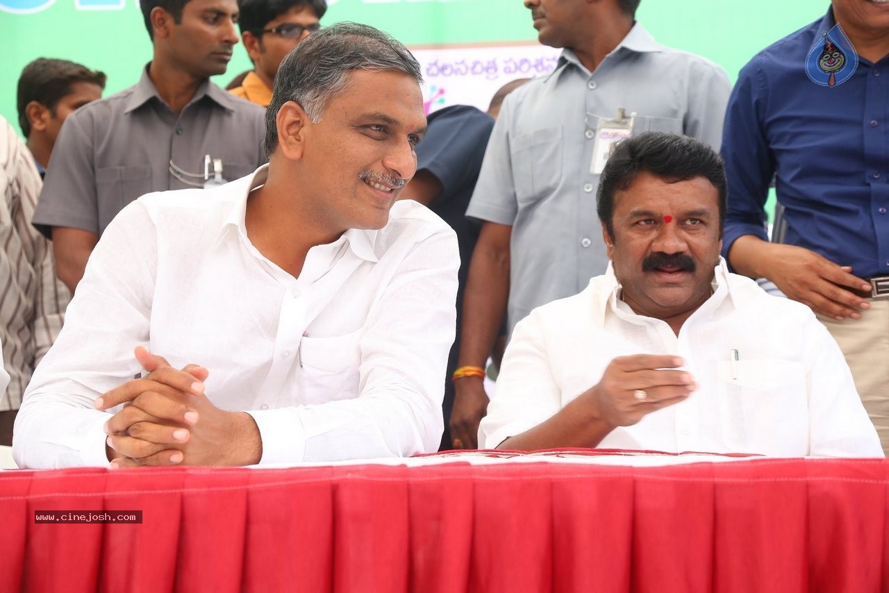 Swachh Telangana Swachh Hyderabad Event - 74 / 76 photos