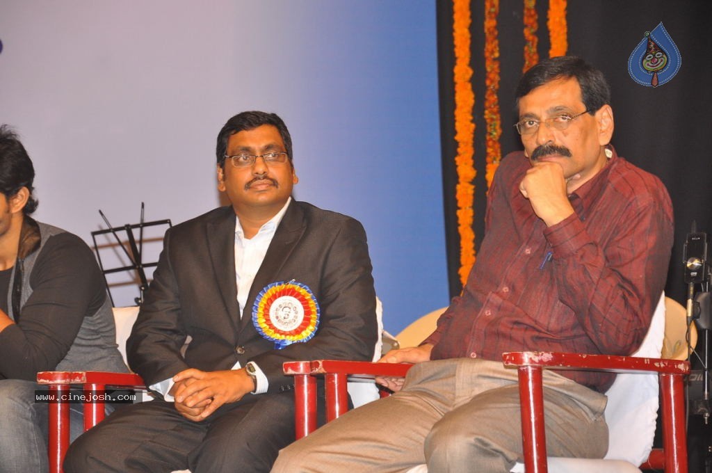 Swarnayuga Sangeeta Darsakulu Book Launch - 4 / 59 photos