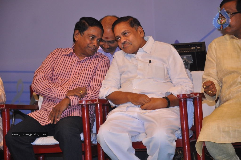 Swarnayuga Sangeeta Darsakulu Book Launch - 43 / 59 photos