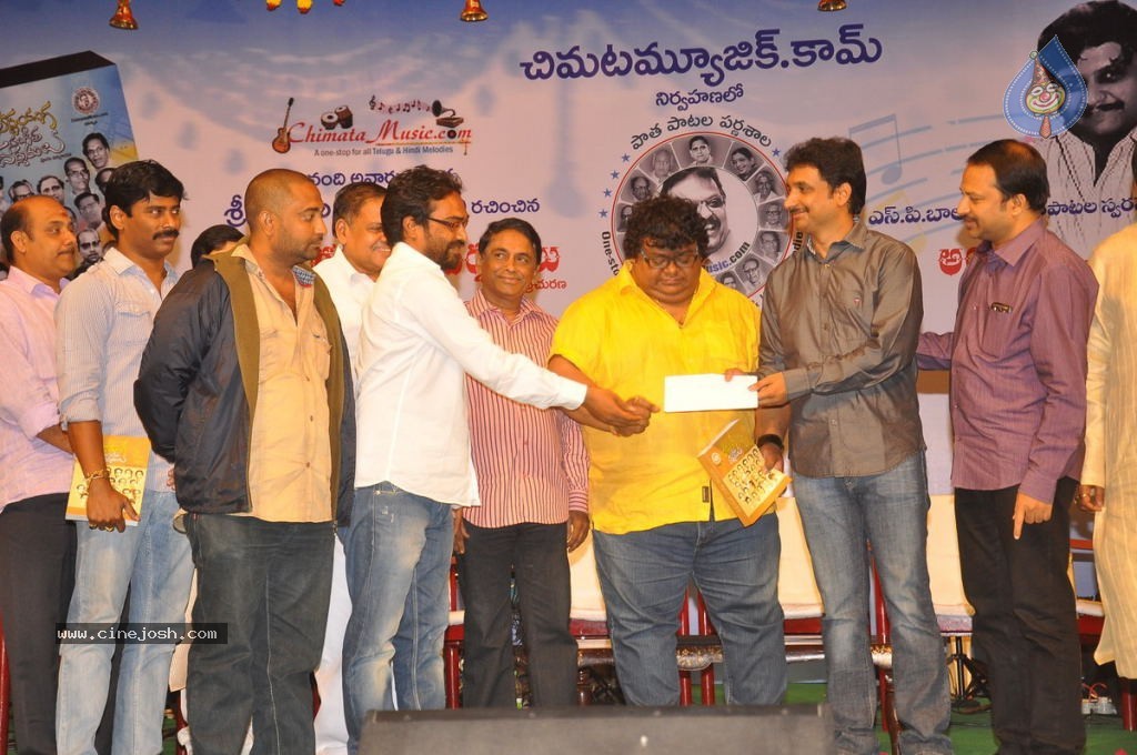 Swarnayuga Sangeeta Darsakulu Book Launch - 53 / 59 photos