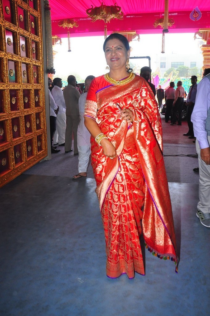 T. Subbarami Reddy Grandson Keshav Wedding Photos 4 - 83 / 101 photos