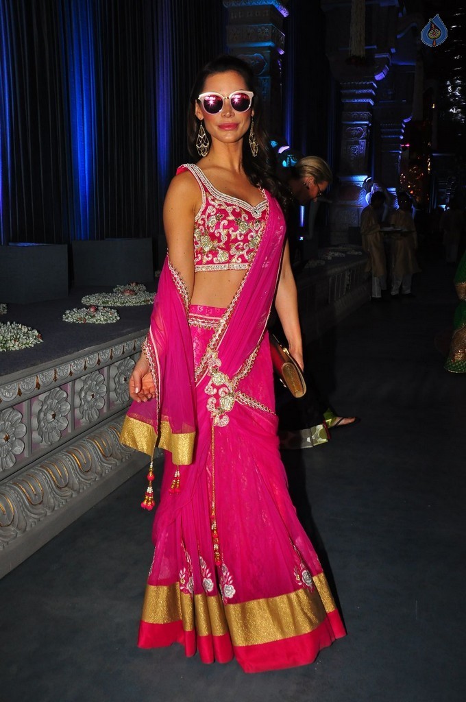 T. Subbarami Reddy Grandson Keshav Wedding Photos 5 - 62 / 125 photos