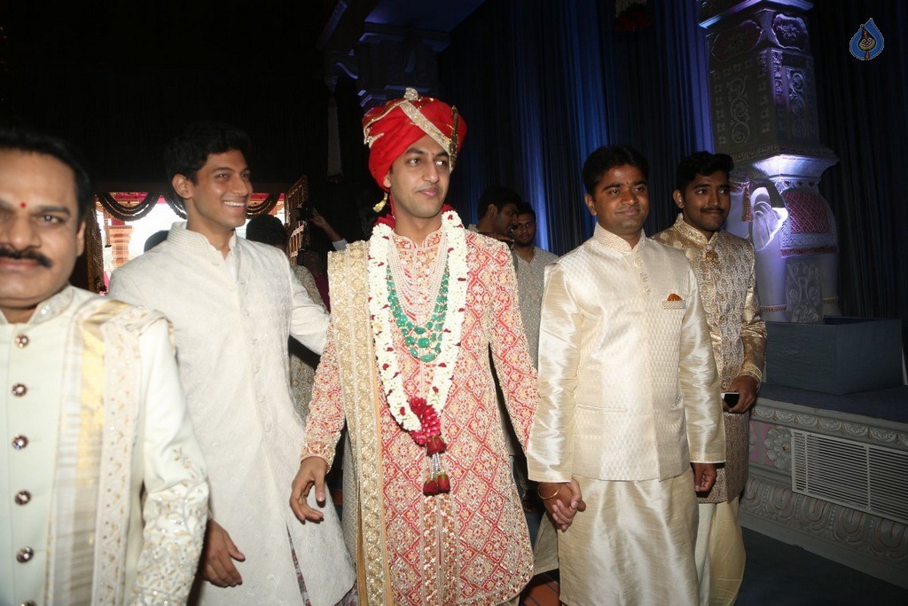 T. Subbarami Reddy Grandson Keshav Wedding Photos 2 - 19 / 100 photos