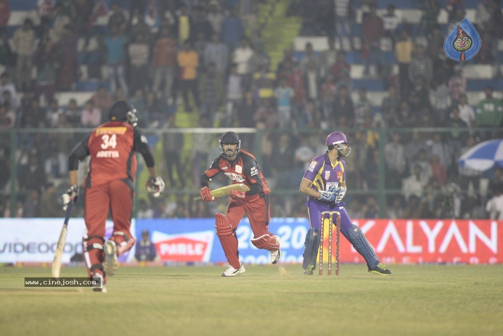 T Warriors vs B Tigers Match More Photos - 32 / 102 photos