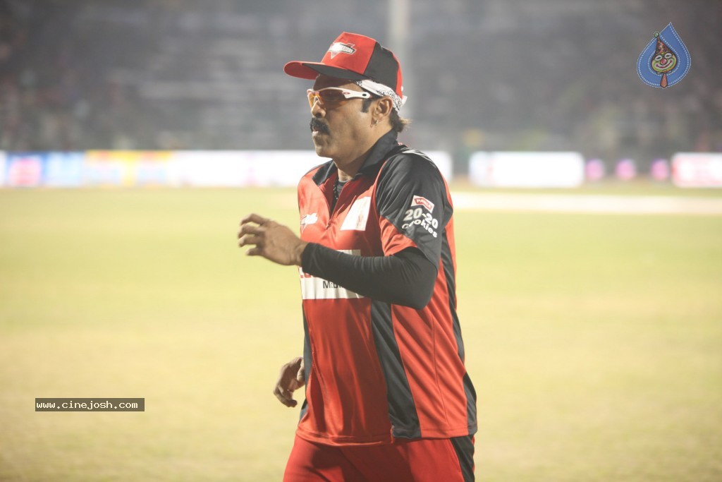 T Warriors vs B Tigers Match More Photos - 44 / 102 photos