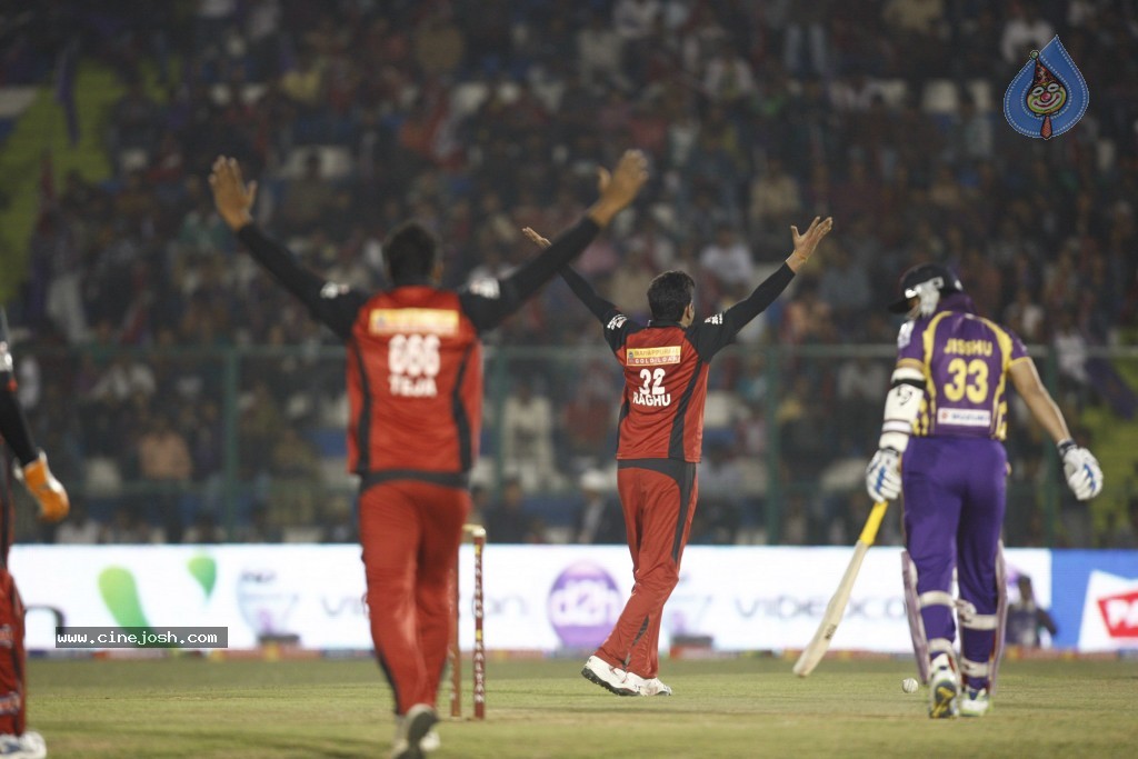 T Warriors vs B Tigers Match More Photos - 51 / 102 photos