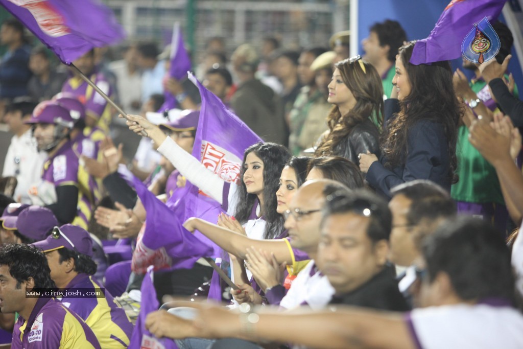 T Warriors vs B Tigers Match More Photos - 62 / 102 photos