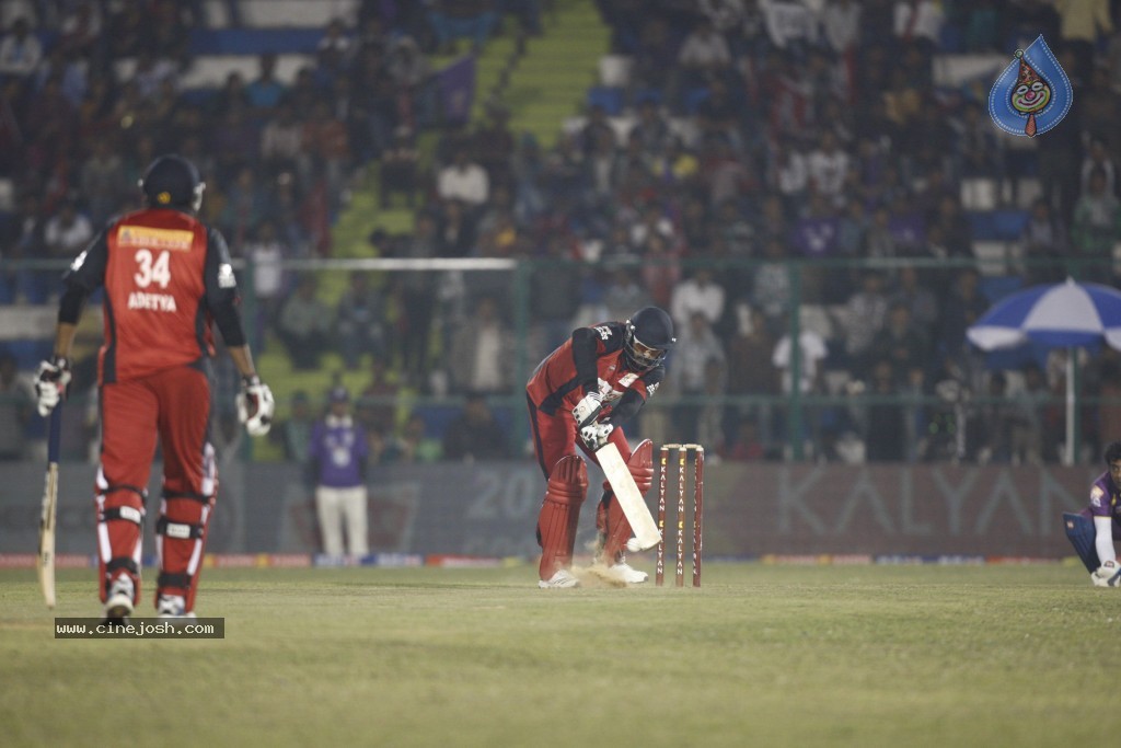 T Warriors vs B Tigers Match More Photos - 63 / 102 photos