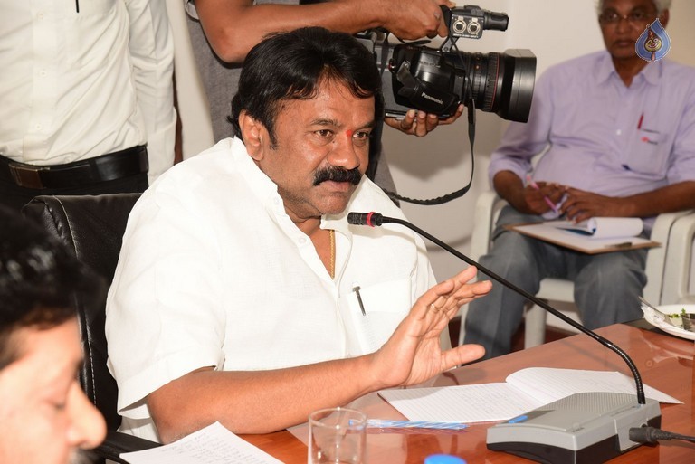 Talasani meets Producer Council - 10 / 17 photos