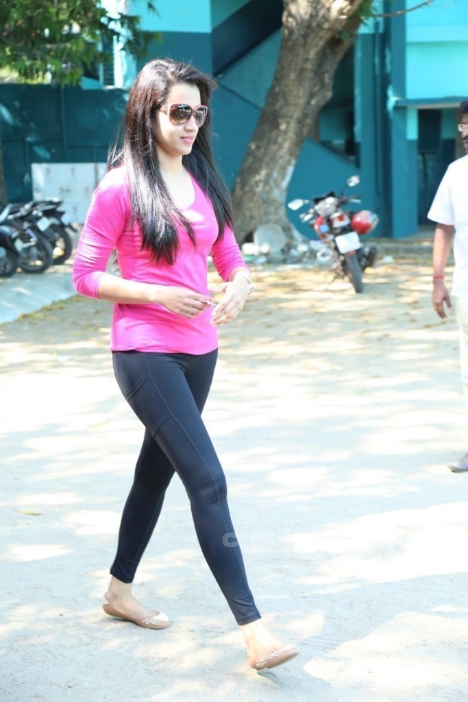 Tamil Celebrities Voting Photos - 66 / 108 photos