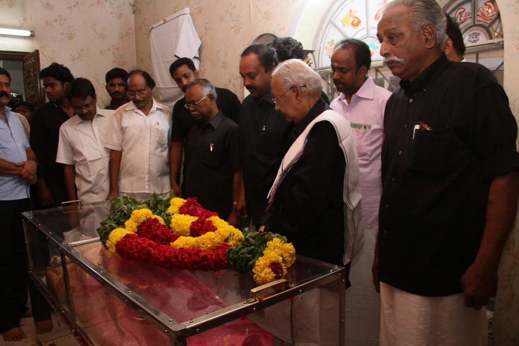 Tamil Director Ramanarayanan Condolences Photos - 31 / 151 photos