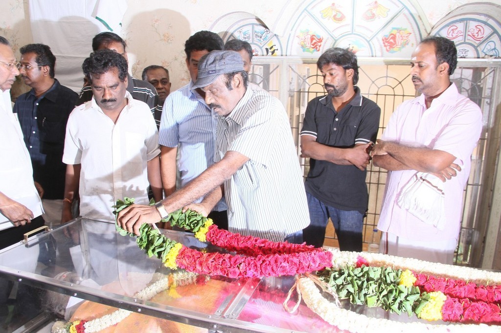 Tamil Director Ramanarayanan Condolences Photos - 58 / 151 photos