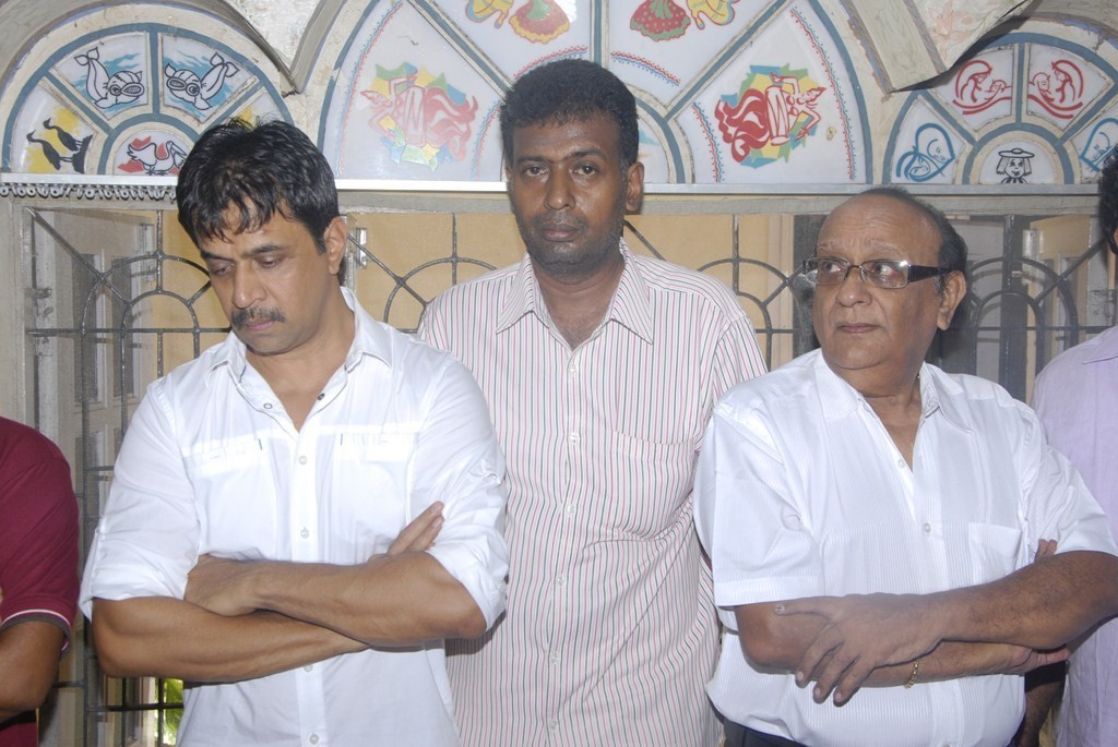 Tamil Director Ramanarayanan Condolences Photos 2 - 22 / 41 photos