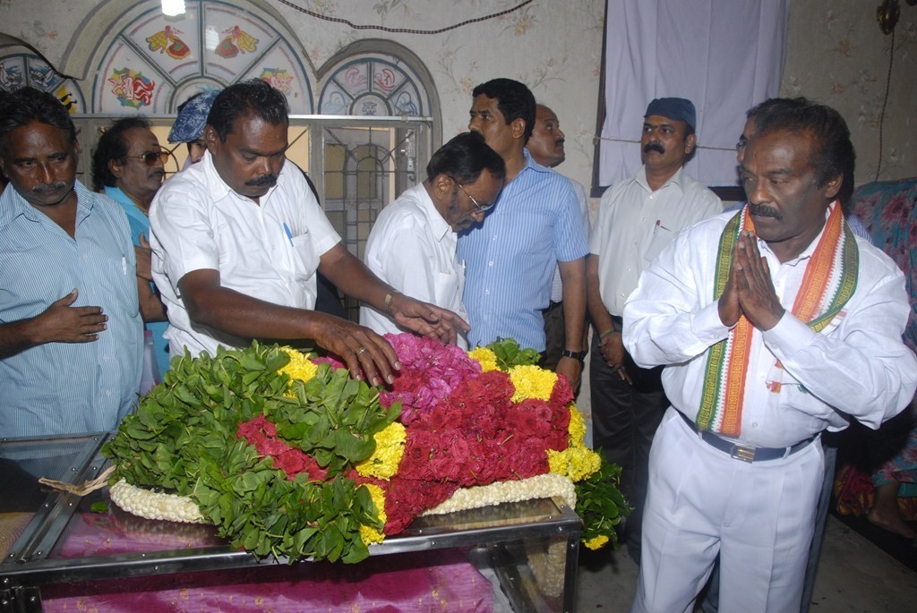 Tamil Director Ramanarayanan Condolences Photos 2 - 35 / 41 photos