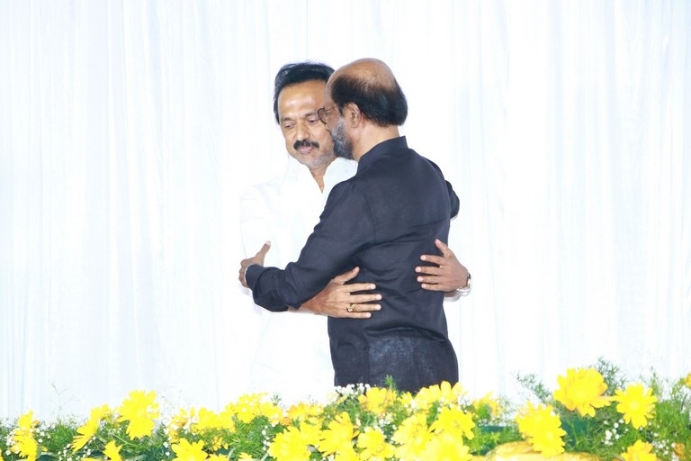 Tamil Film Industry Pays Homage To Kalaignar Karunanidhi - 12 / 20 photos