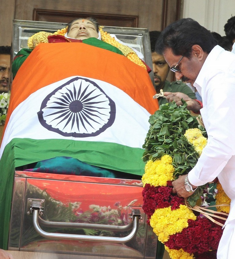 Tamil Nadu CM Jayalalithaa Final Journey Photos - 121 / 147 photos
