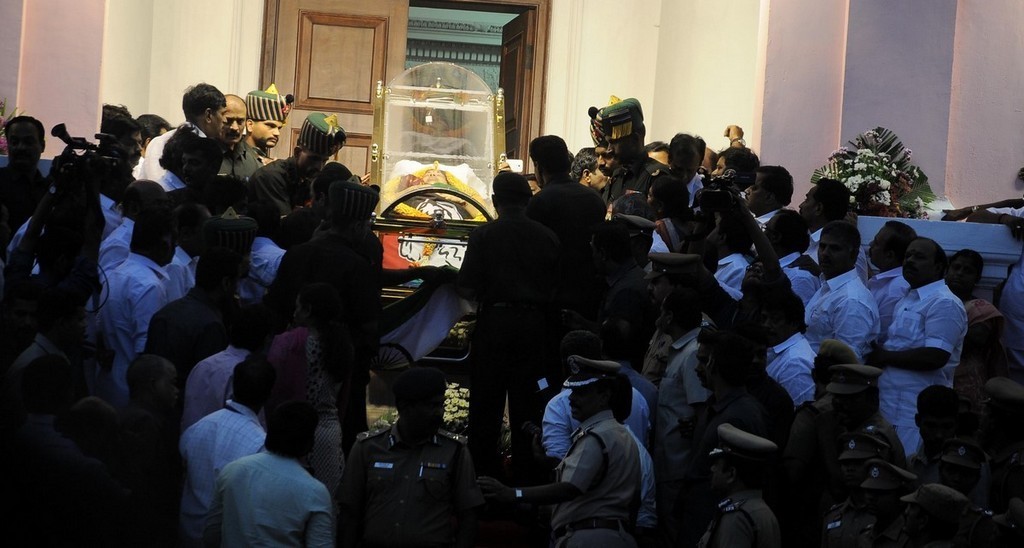 Tamil Nadu CM Jayalalithaa Final Journey Photos - 132 / 147 photos