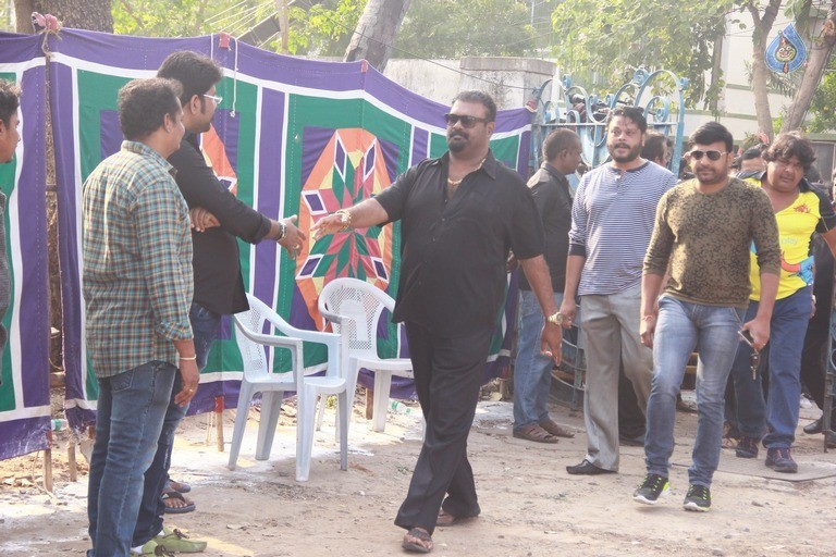 Tamil Stars at Jallikattu Hunger Strike - 39 / 51 photos