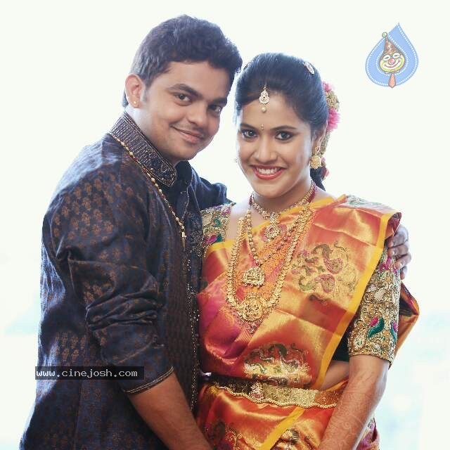 Tanikella Bharani Daughter Wedding Invitation - 1 / 4 photos