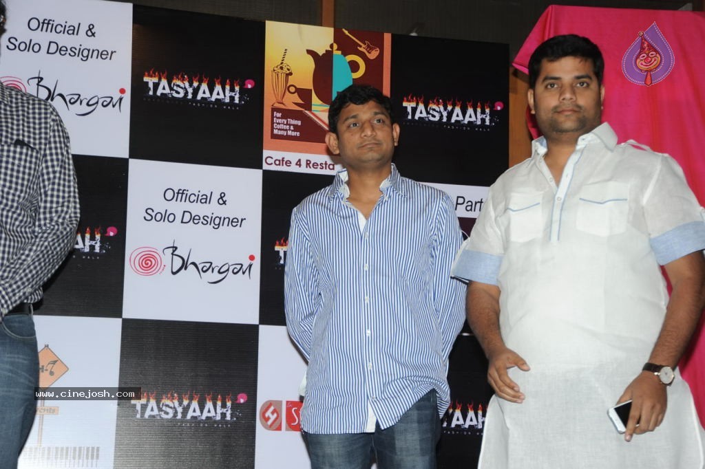 Tasyaah Fashion Show Logo Launch - 15 / 59 photos