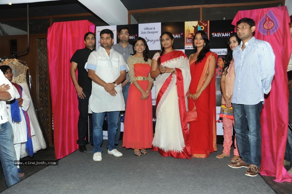Tasyaah Fashion Show Logo Launch - 40 / 59 photos