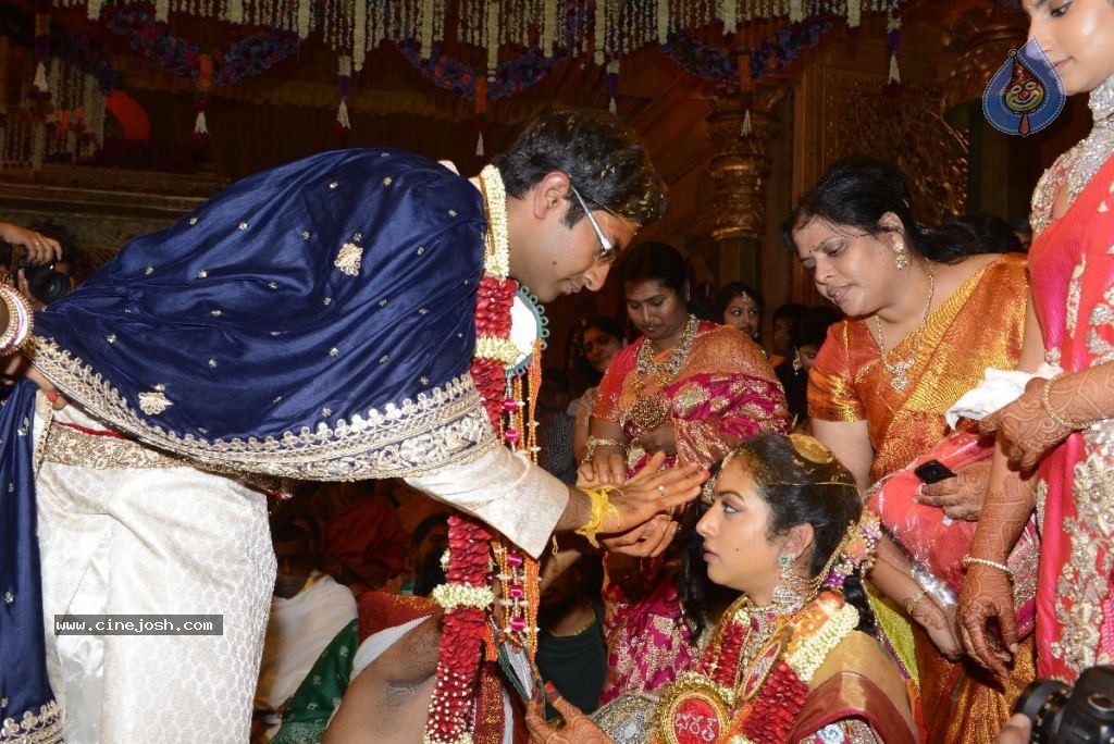 Tejaswini n Sribharath Talabralu Photos - 35 / 121 photos