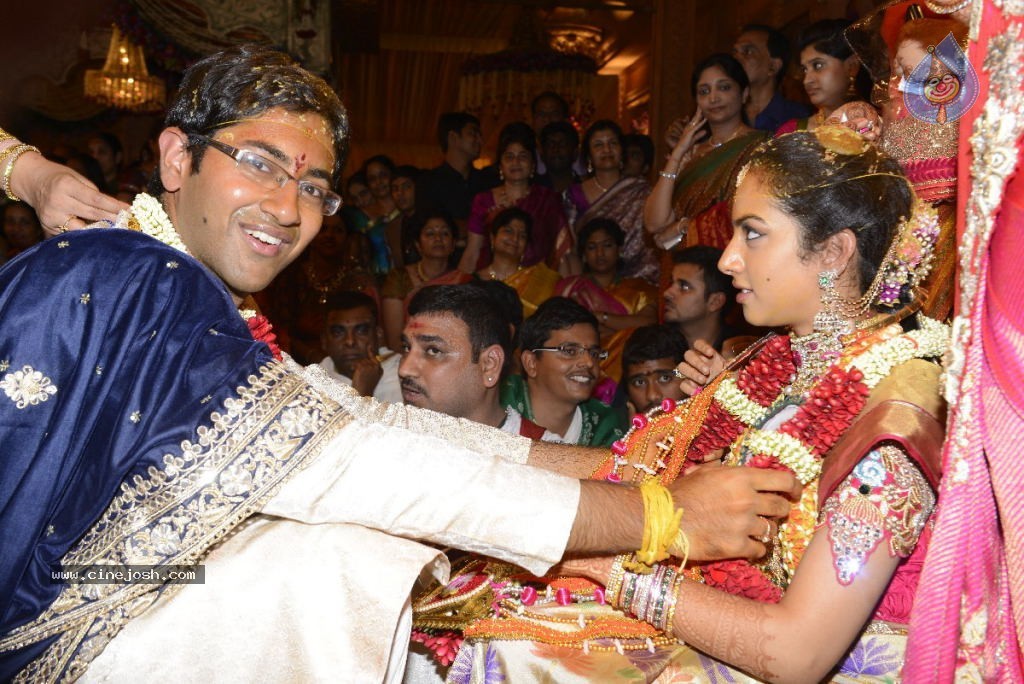 Tejaswini n Sribharath Talabralu Photos - 47 / 121 photos