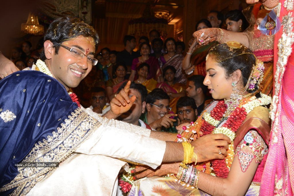 Tejaswini n Sribharath Talabralu Photos - 52 / 121 photos