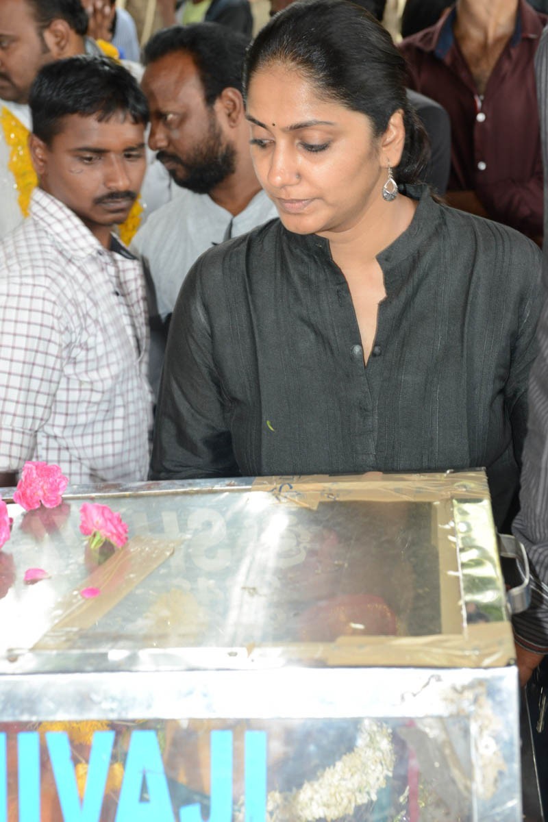 Telangana Sakuntala Condolences Photos - 52 / 55 photos