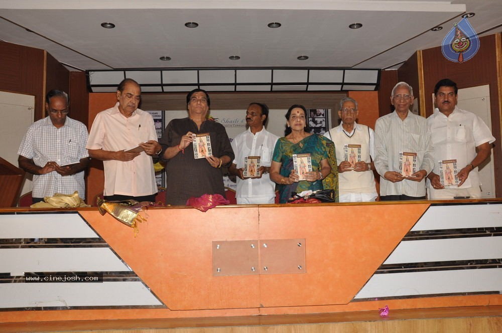 Telugu Cinema Pragathi Book Launch - 23 / 68 photos