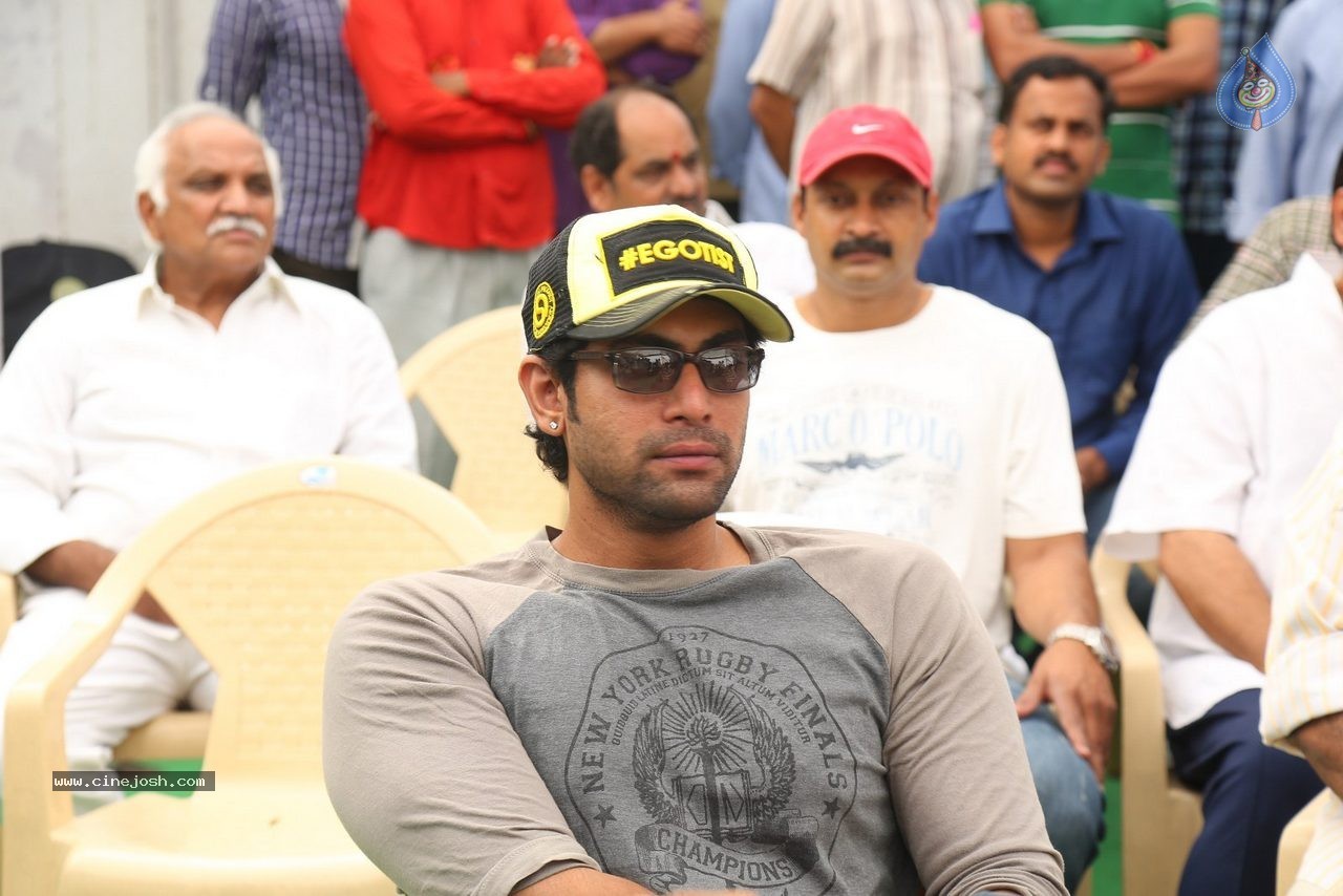 Telugu Film Industry Swachh Bharat Hyderabad 01 - 41 / 97 photos