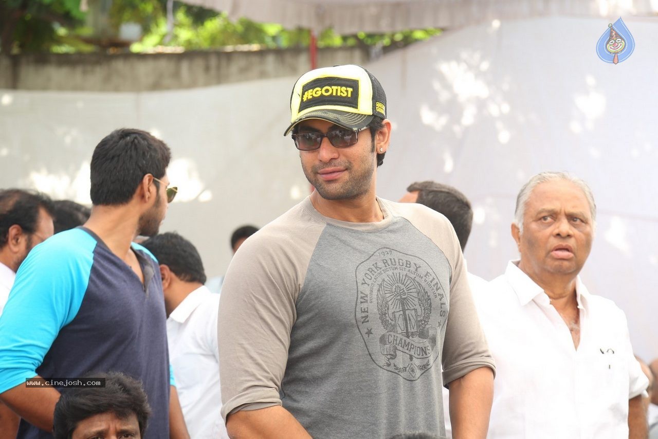 Telugu Film Industry Swachh Bharat Hyderabad 01 - 73 / 97 photos