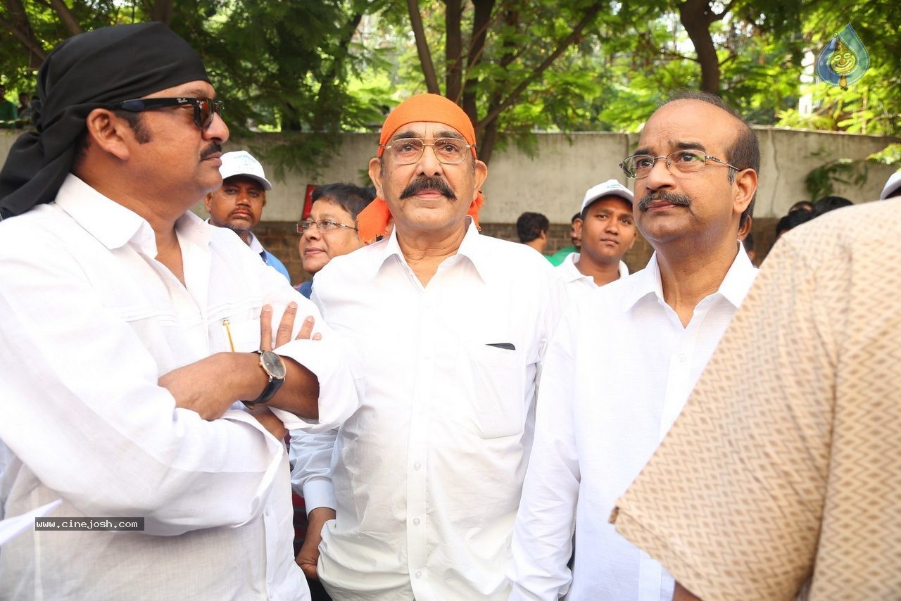 Telugu Film Industry Swachh Bharat Hyderabad 01 - 85 / 97 photos