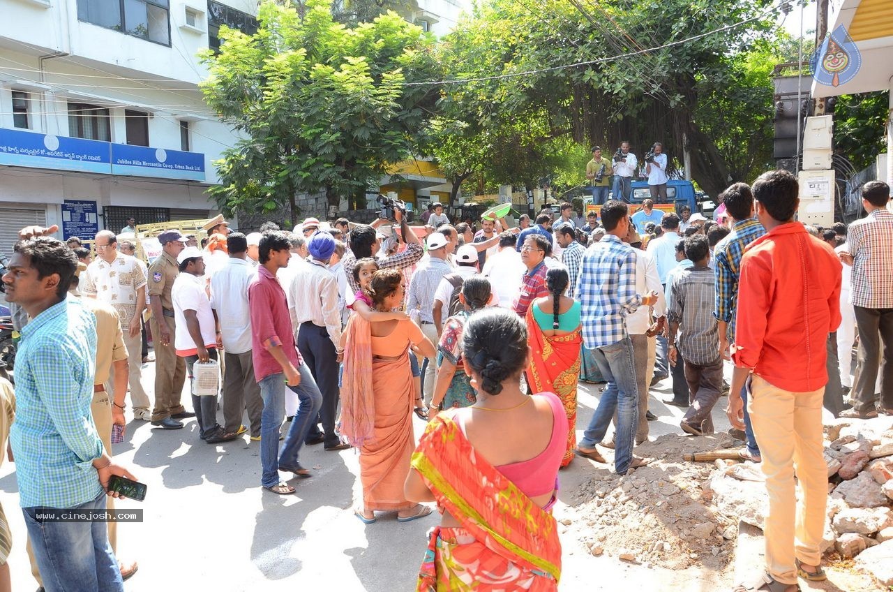 Telugu Film Industry Swachh Bharat Hyderabad 02 - 11 / 36 photos