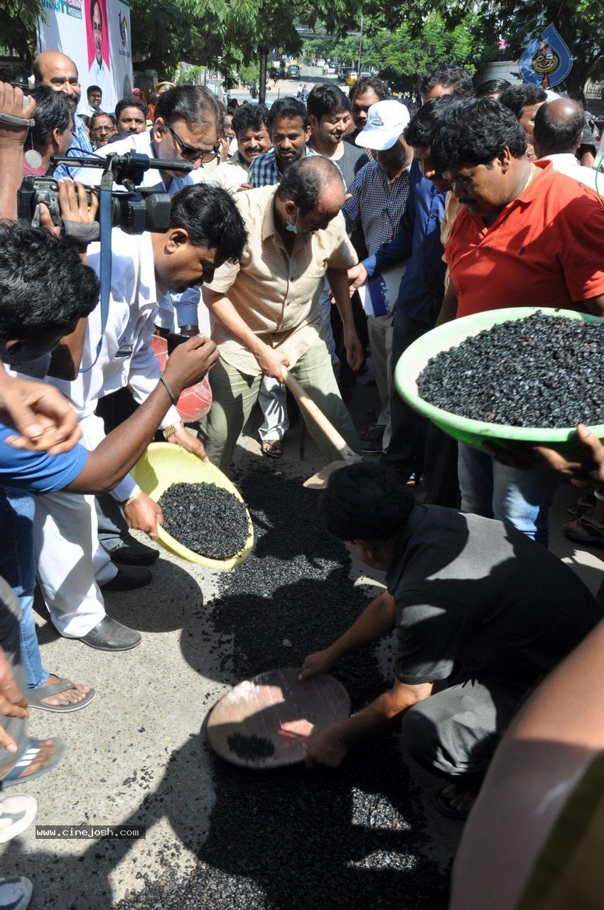 Telugu Film Industry Swachh Bharat Hyderabad 02 - 17 / 36 photos