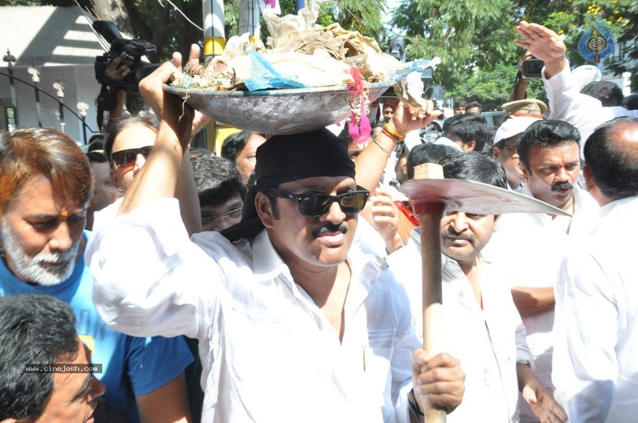 Telugu Film Industry Swachh Bharat Hyderabad 02 - 19 / 36 photos