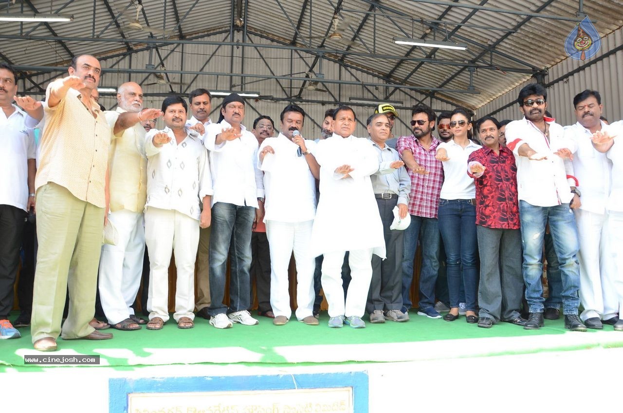 Telugu Film Industry Swachh Bharat Hyderabad 02 - 25 / 36 photos