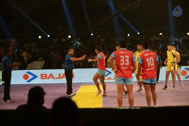 Telugu Titans Vs Jaipur Pink Panthers Kabaddi Match Photos - 5 / 100 photos