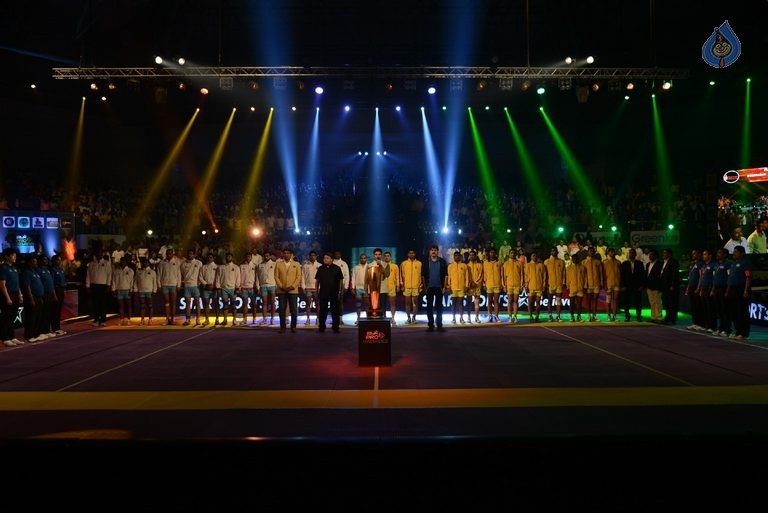 Telugu Titans Vs Jaipur Pink Panthers Kabaddi Match Photos - 58 / 100 photos